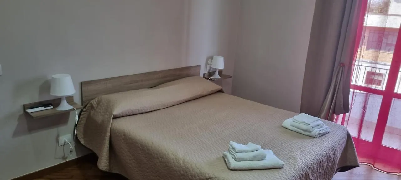 Apartment Home Mery Neapel