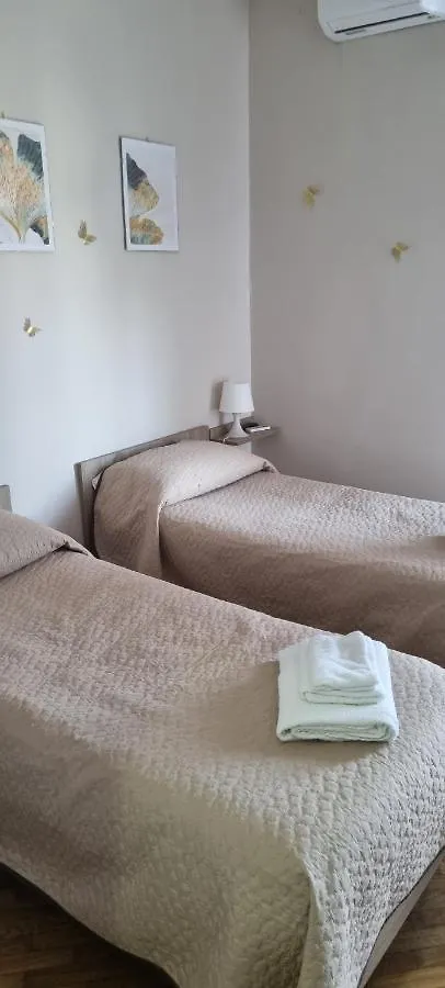 Home Mery Νάπολη Ιταλία